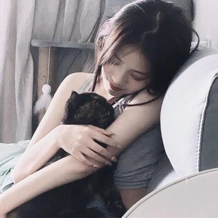 独眼女孩